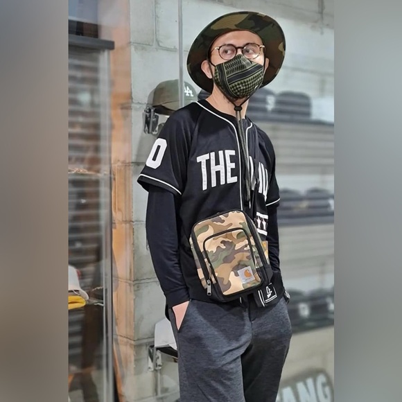 Carhartt Cross Body - Picture 7 of 7